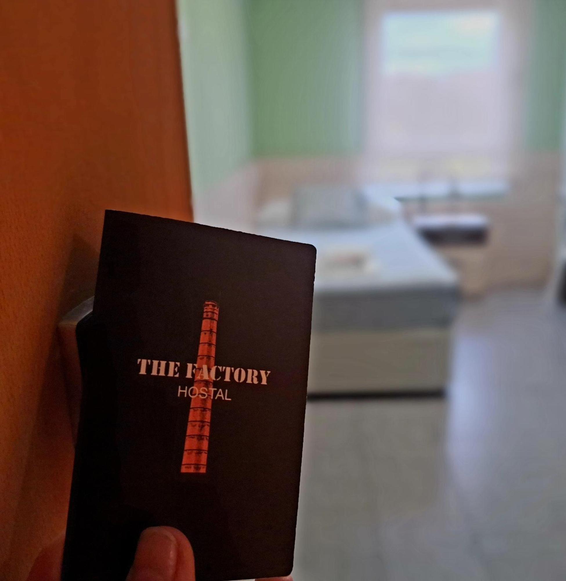The Factory Residence Hall เซโกเวีย ภายนอก รูปภาพ